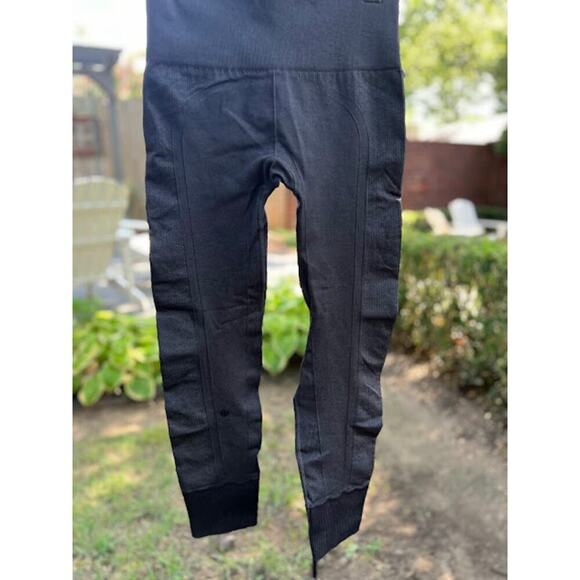 Lululemon Athletica Pants - Lululemon ebb to street tight heathered dark slate gray seamless Size 8